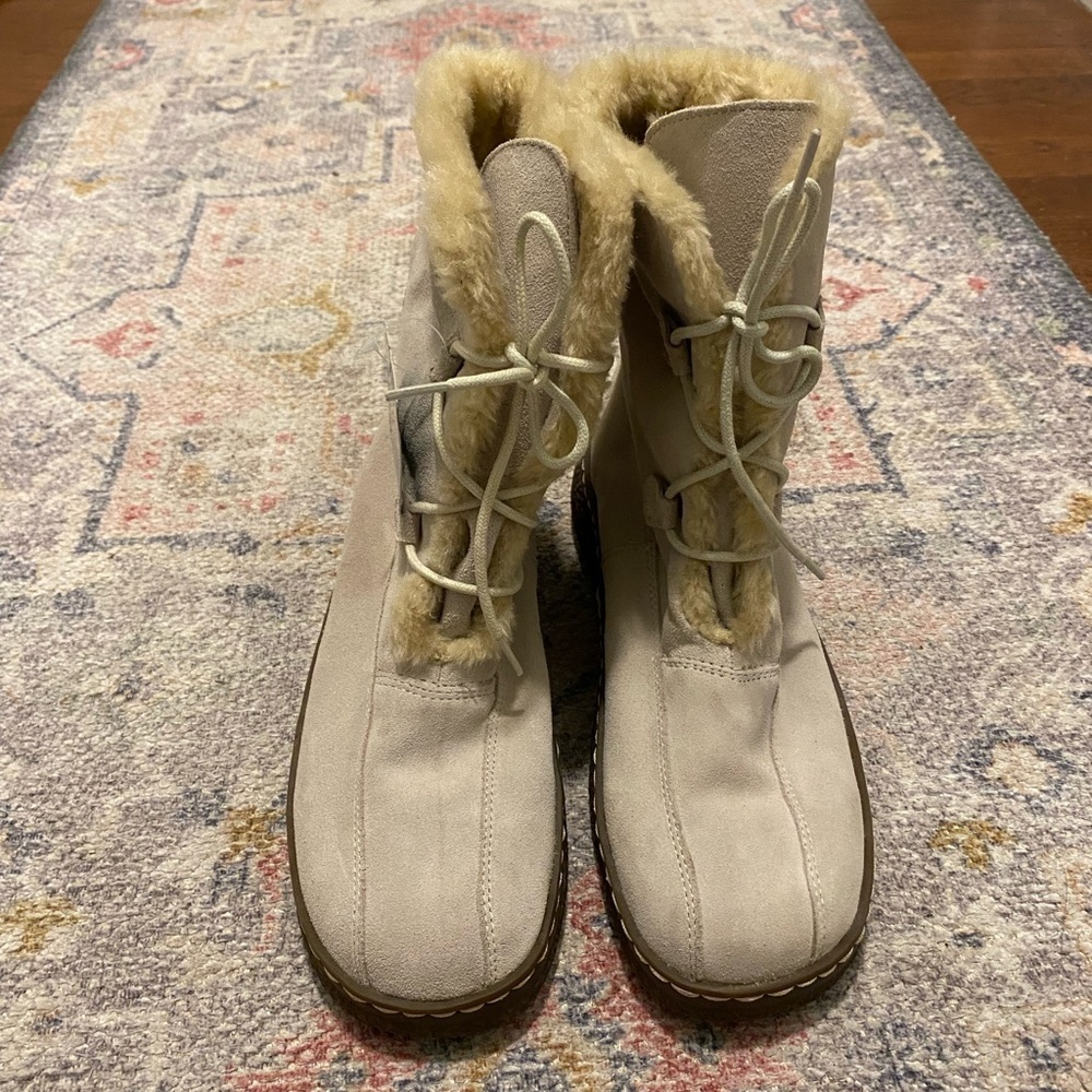 G.H. Bass & Co. Women’s Light Tan Fur-Lined Square Toe Winter Size 8.5 Boots NWT - Picture 2 of 11